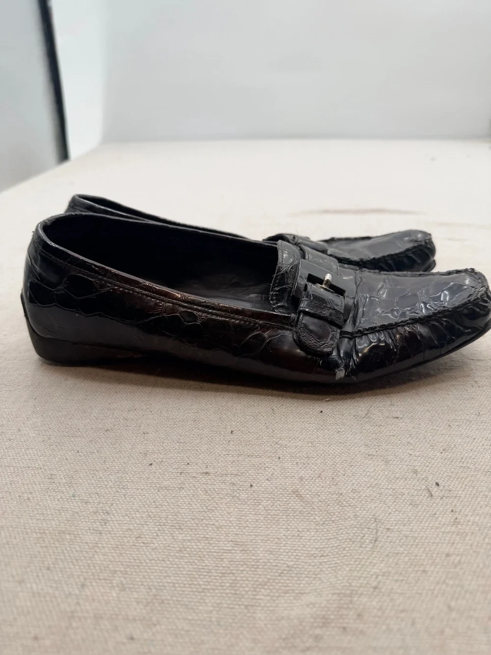 Stuart Weitzman Brown Croc-Embossed Leather Loafers with Buckle
